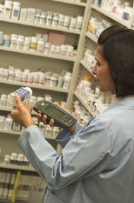 Online pharmacy. Como endireitar a medicina de compra no internet.